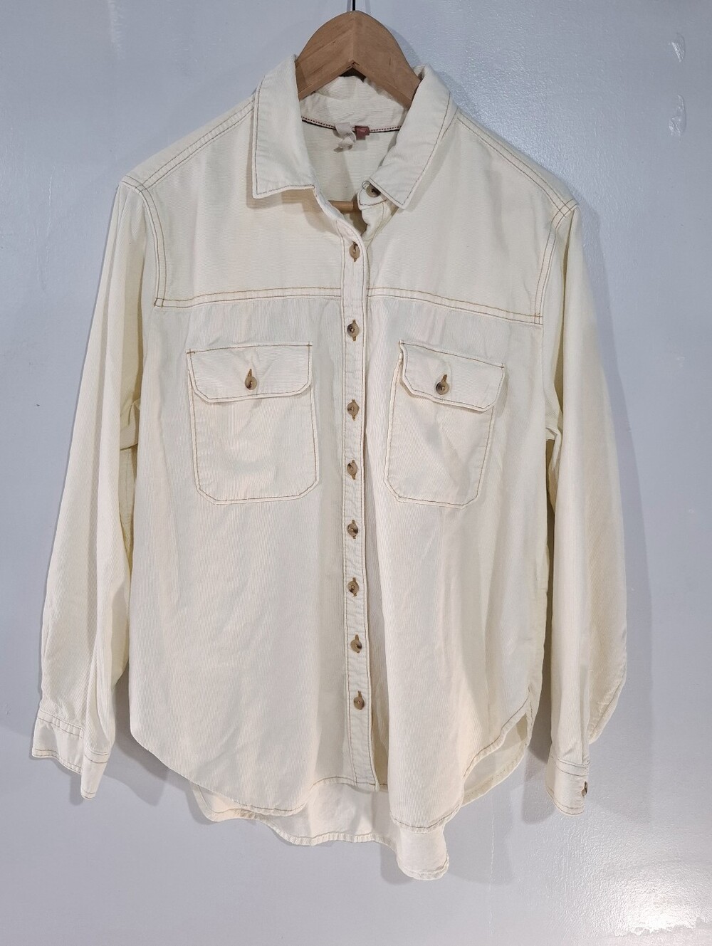 Pilcro Women's Button Down Shirt Corduroy Sz M Relaxed Soft Cotton Utility Fall - Picture 2 of 12